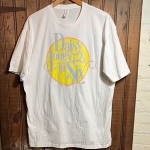 Daisy Jones & the Six Graphic T-Shirt